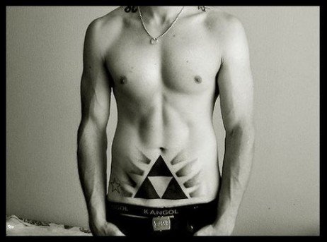 Homenagem aos jogos de video game! Tatuagens masculinas barriga