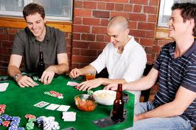 Um esporte para os verdadeiros homens! Poker