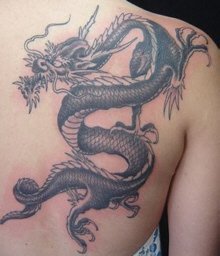 Tatuagem de dragão