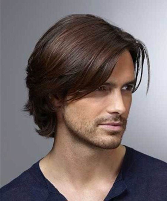 Estilizando cabelos médios masculinos com gel fraco