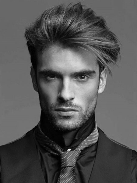 Cabelo liso masculino