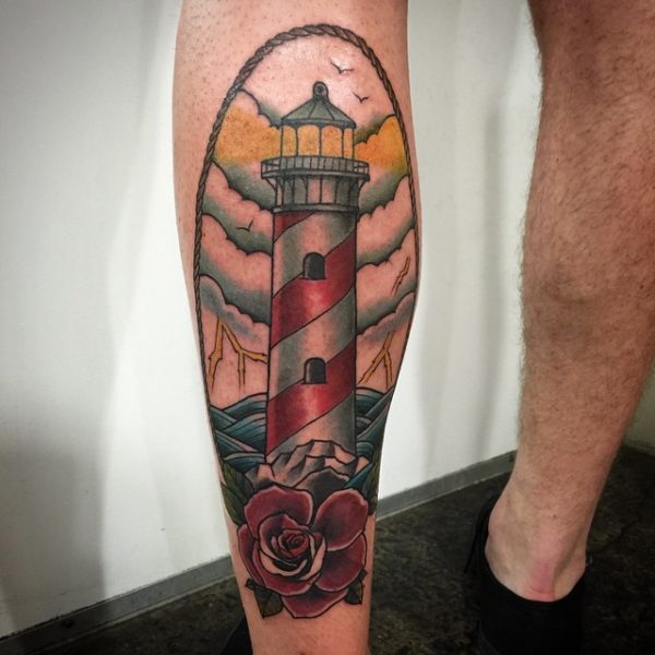 Tatuagens masculinas para panturrilha