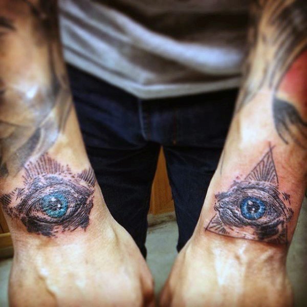 Tatuagens masculinas para pulsos