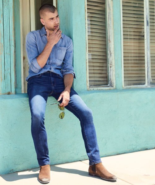 Jeans e bota cano curto