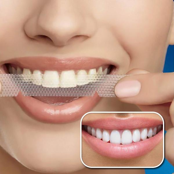 Clareando os dentes com fitas