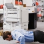 10 exercícios para você fazer sem suar no ambiente de trabalho!