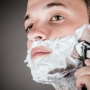 8 dicas para fazer a barba sem irritar a pele do pescoço!