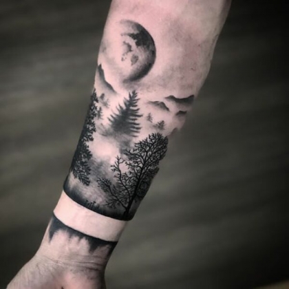 Tatuagem de lua, qual o significado? - Beleza Masculina
